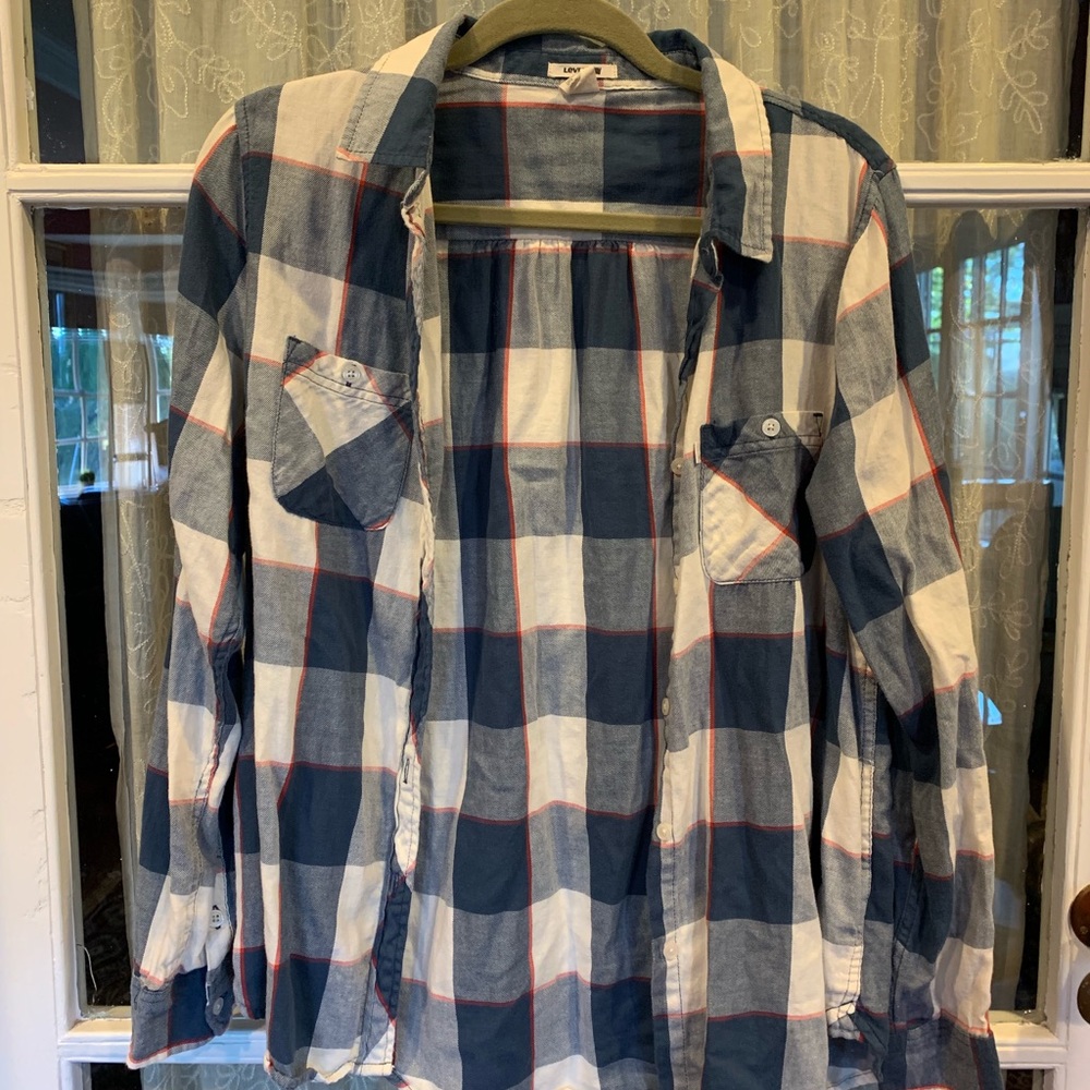 Levi’s flannel shirt